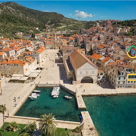 Sun Spalato Fara Hvar Town